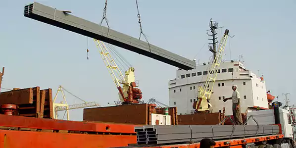 افت مصرف فولاد و نبود نقدینگی